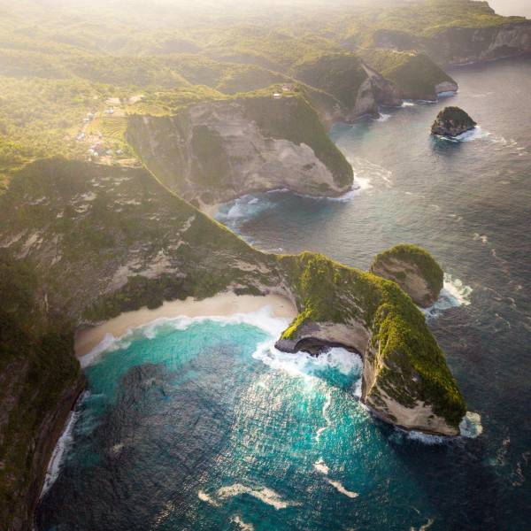 Beautiful coastal landscape with turquoise waters and cliffs